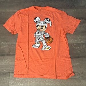 Disney Mickey Mouse cotton Halloween t shirt. Never worn large